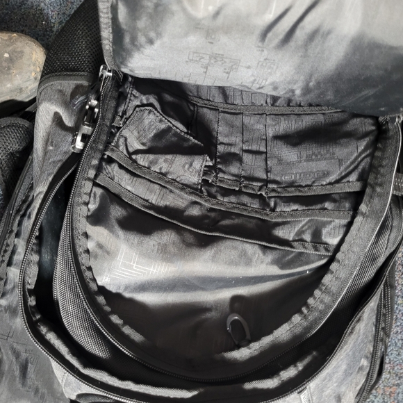 OGIO Prospect Professional Utility Backpack - Picture 4 of 11